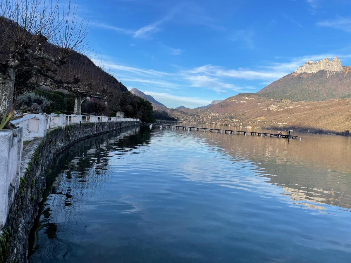 Rare 2 Bedroom With Private Beach On Lake Annecy Doussard Eksteriør bilde