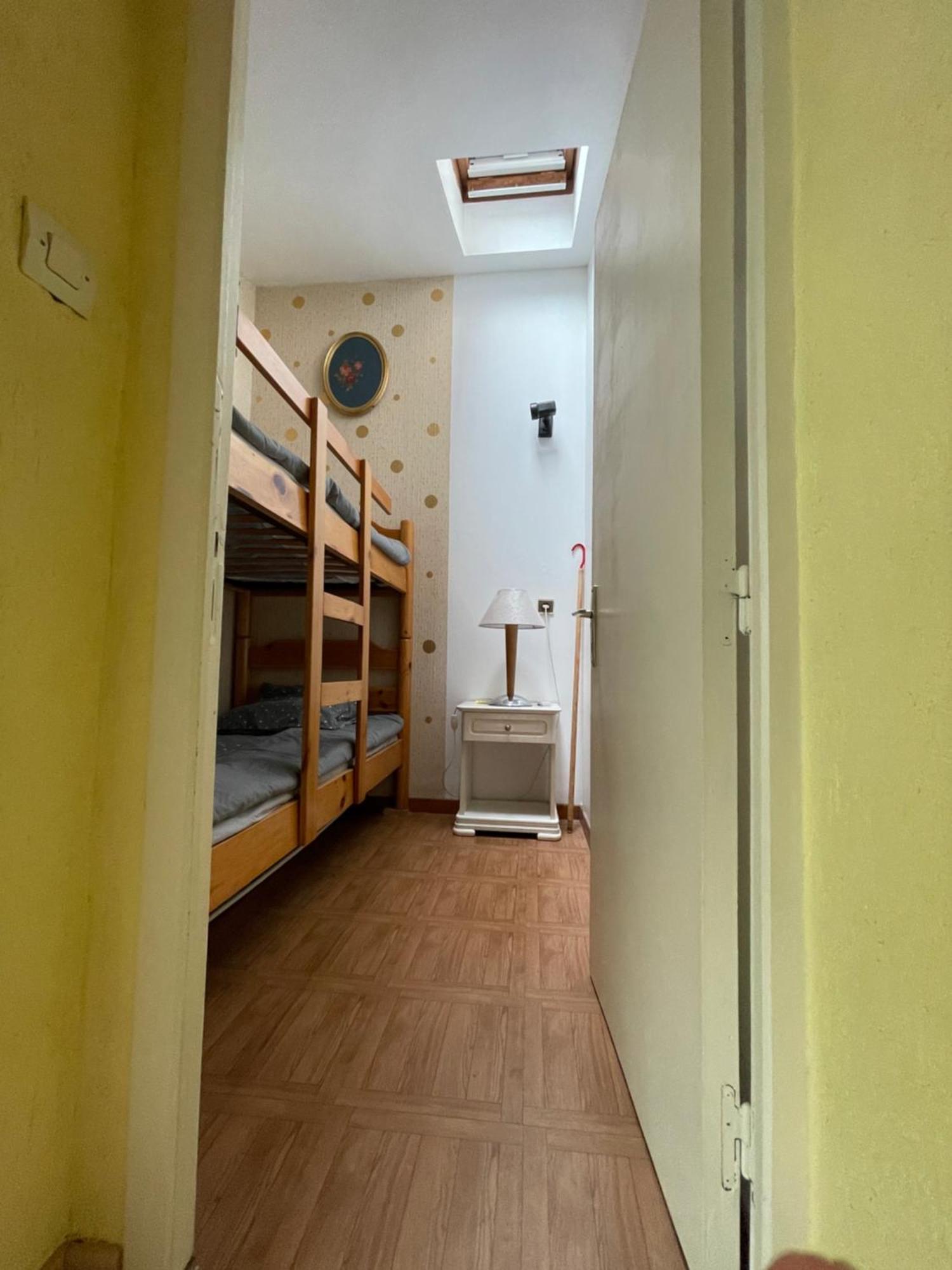 Rare 2 Bedroom With Private Beach On Lake Annecy Doussard Eksteriør bilde