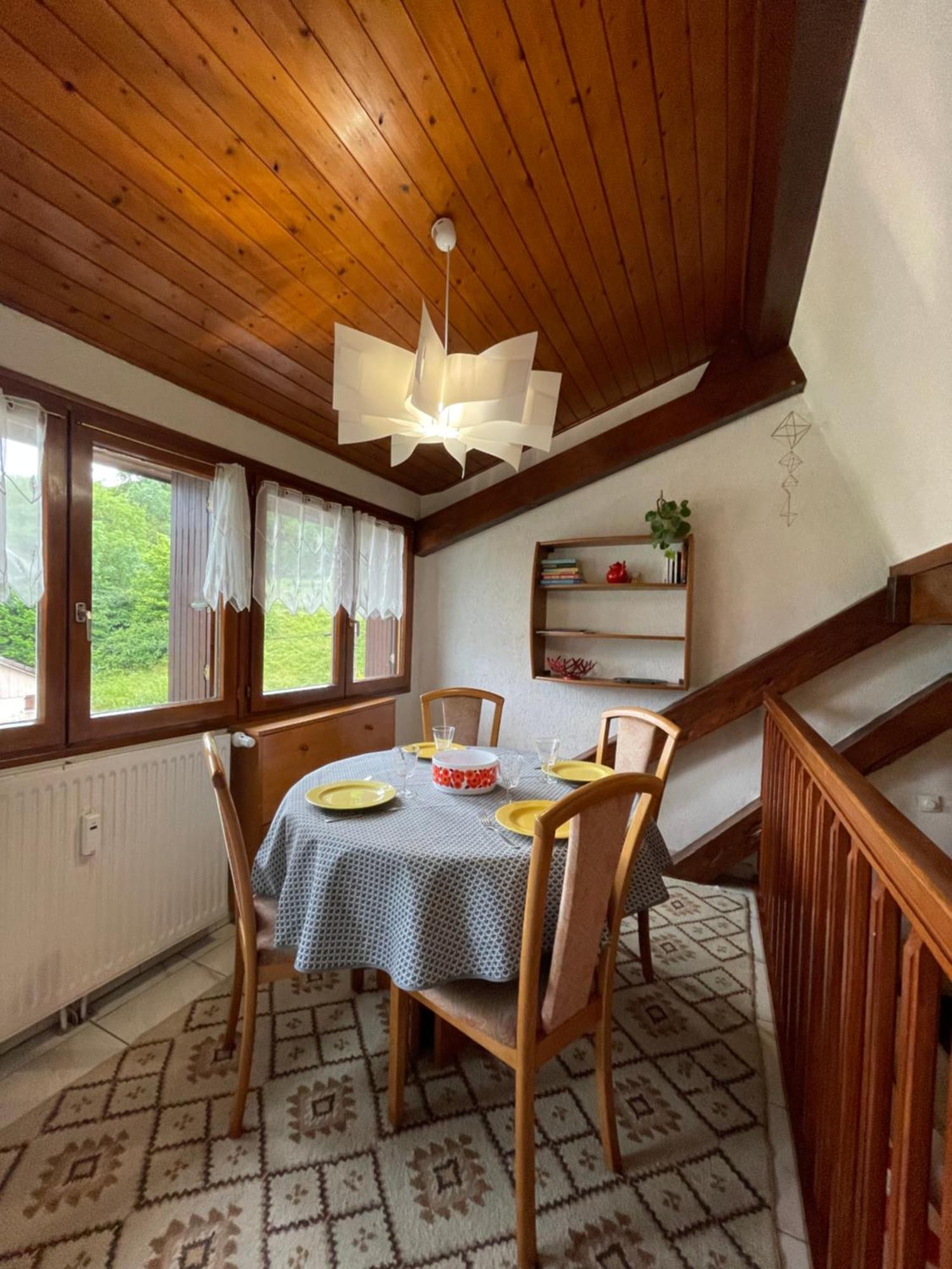 Rare 2 Bedroom With Private Beach On Lake Annecy Doussard Eksteriør bilde